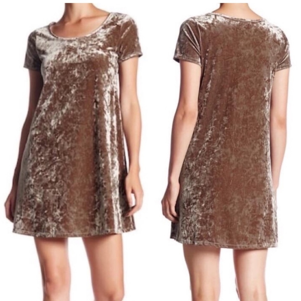 Socialite Silver Crushed Velvet Short Sleeve Mini Dress | Size Extra Small